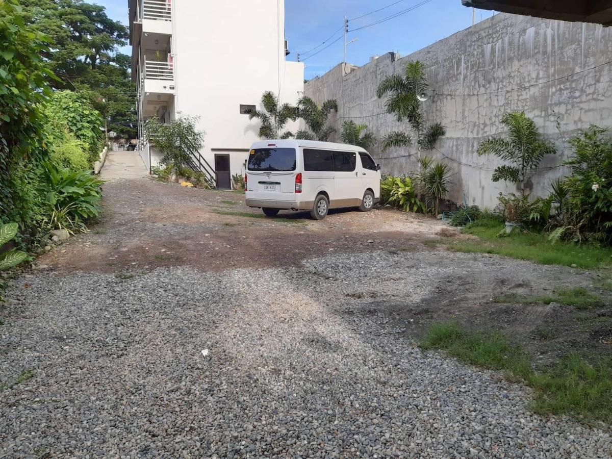 红多兹@伊罗戈斯维甘主耶稣公寓 Ilocos 外观 照片